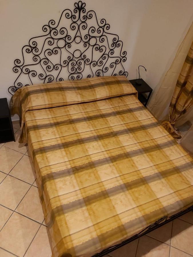 La Casa Di Pina Lägenhet Salerno Exteriör bild